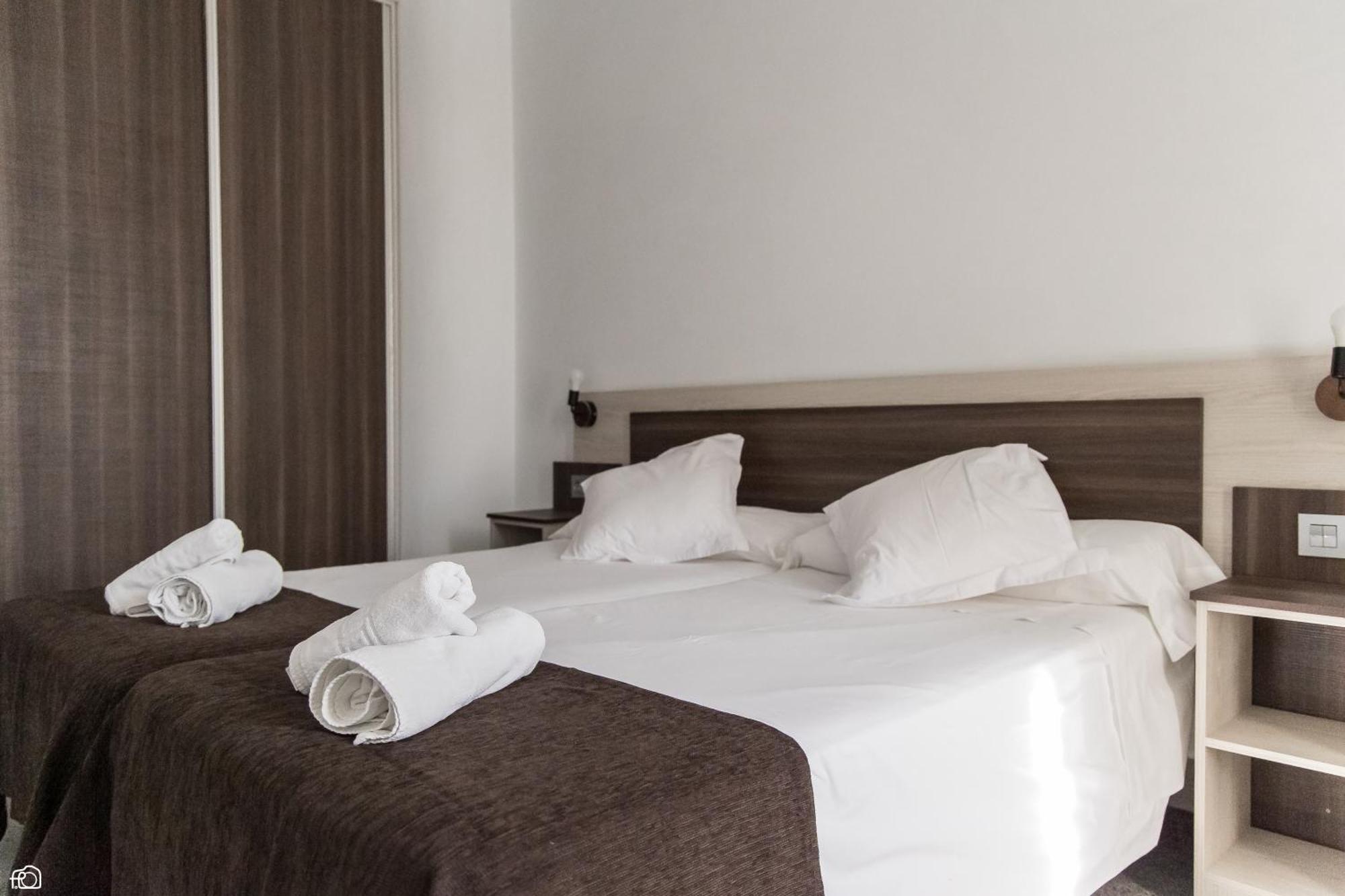 Meson Hostal La Cabana Medellín Εξωτερικό φωτογραφία